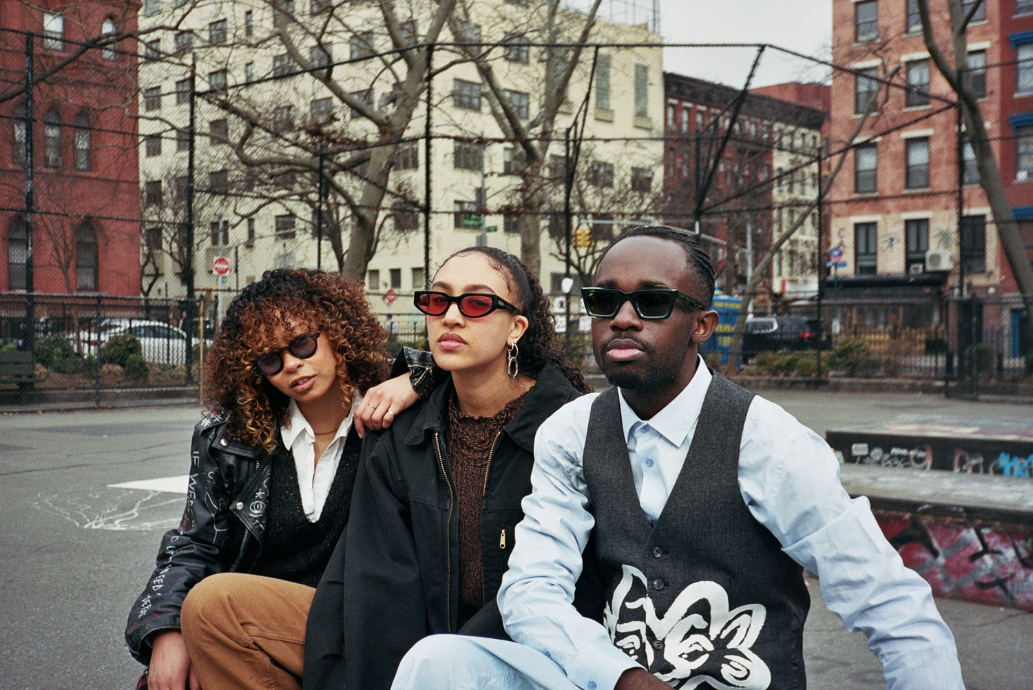 Kaya - black / black