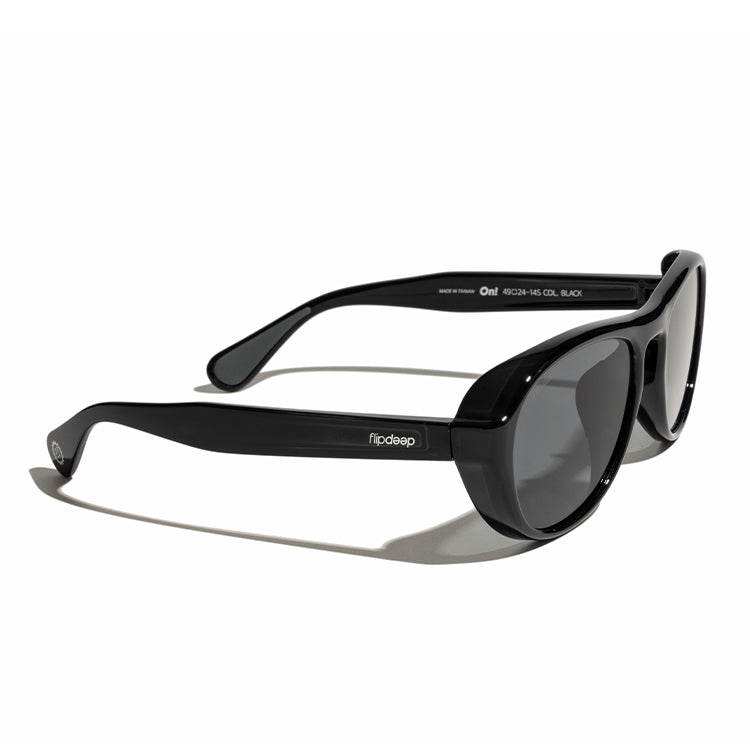 ON! - black / black