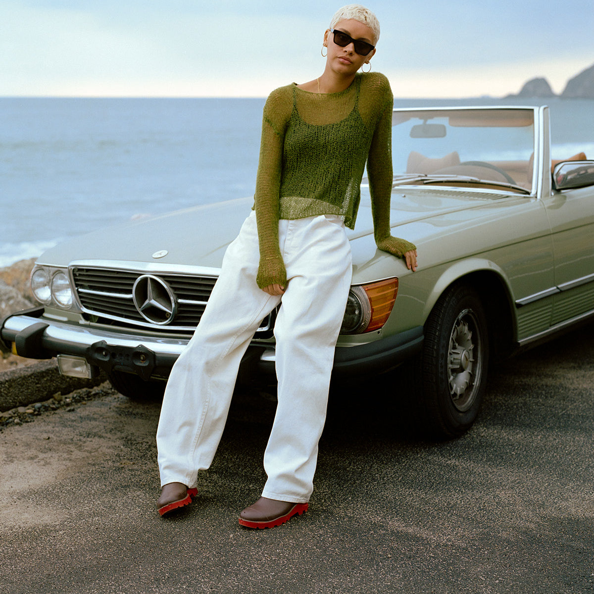 Analogue - black / black