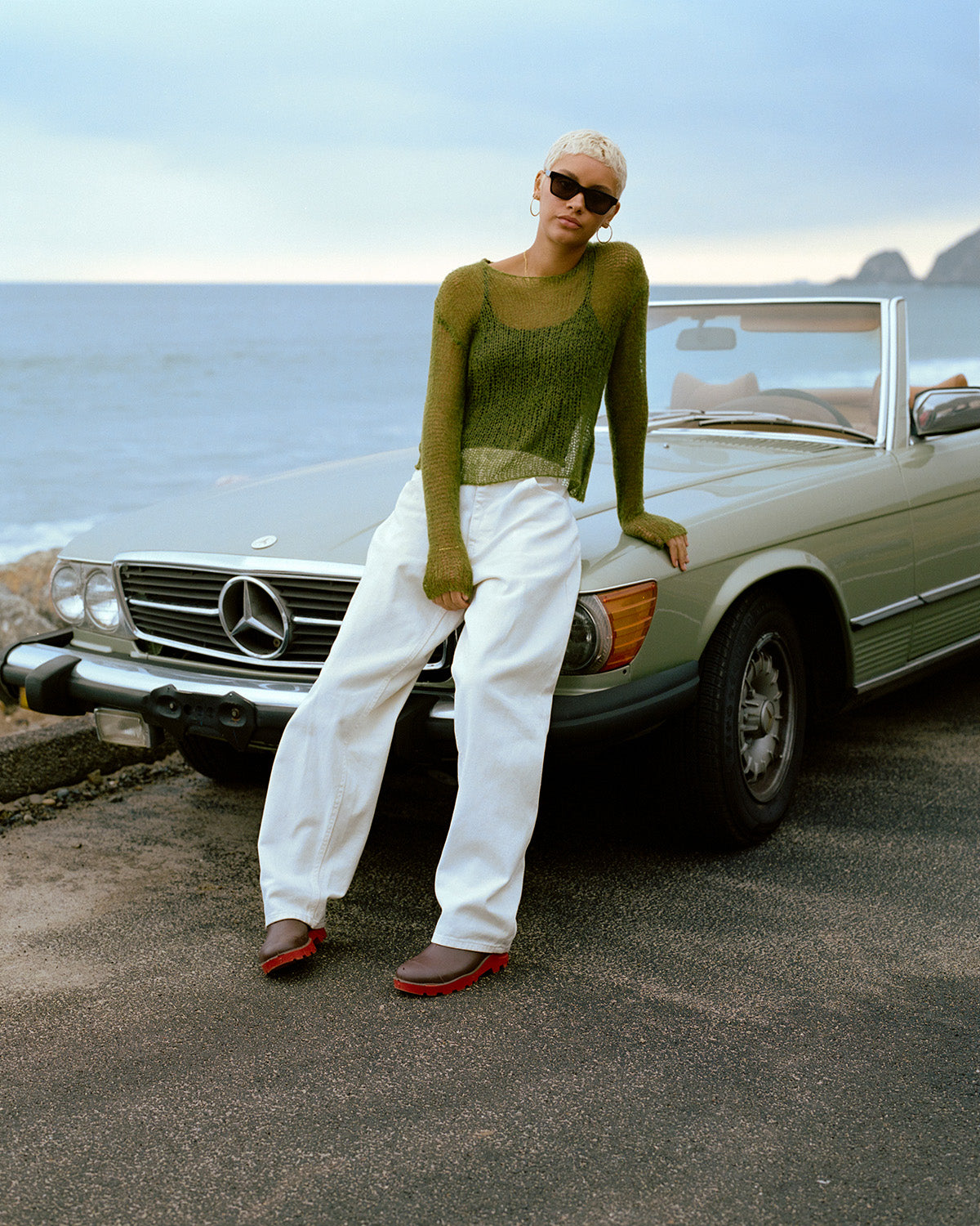 Analogue - black / black