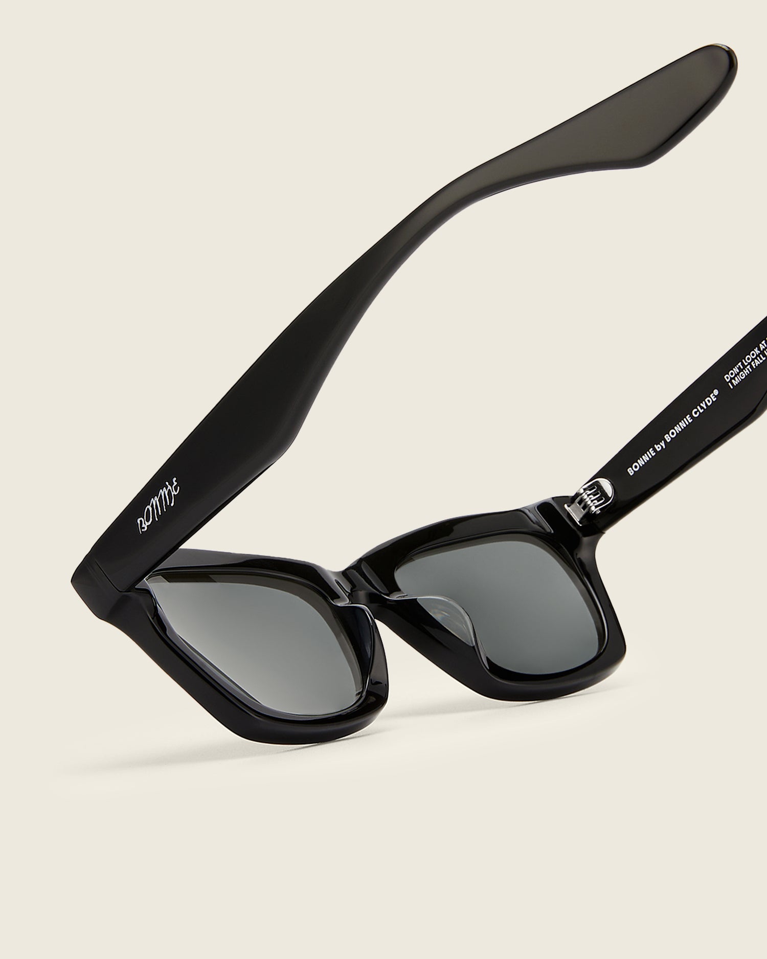 Roomservice - black / black