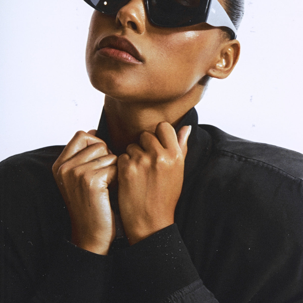 Spinel - black / black