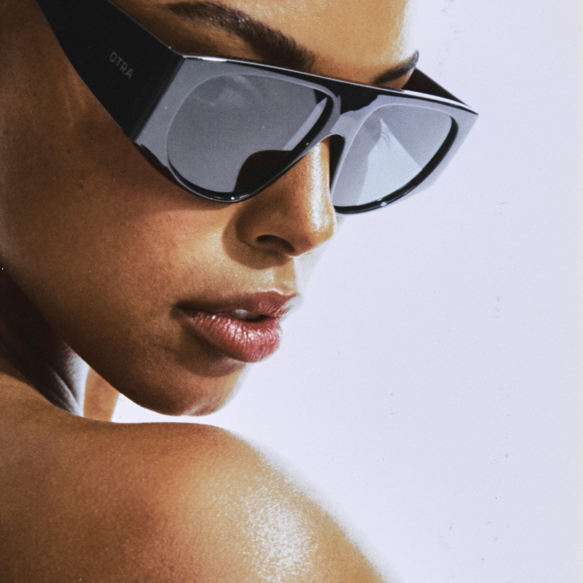 Spinel - black / black