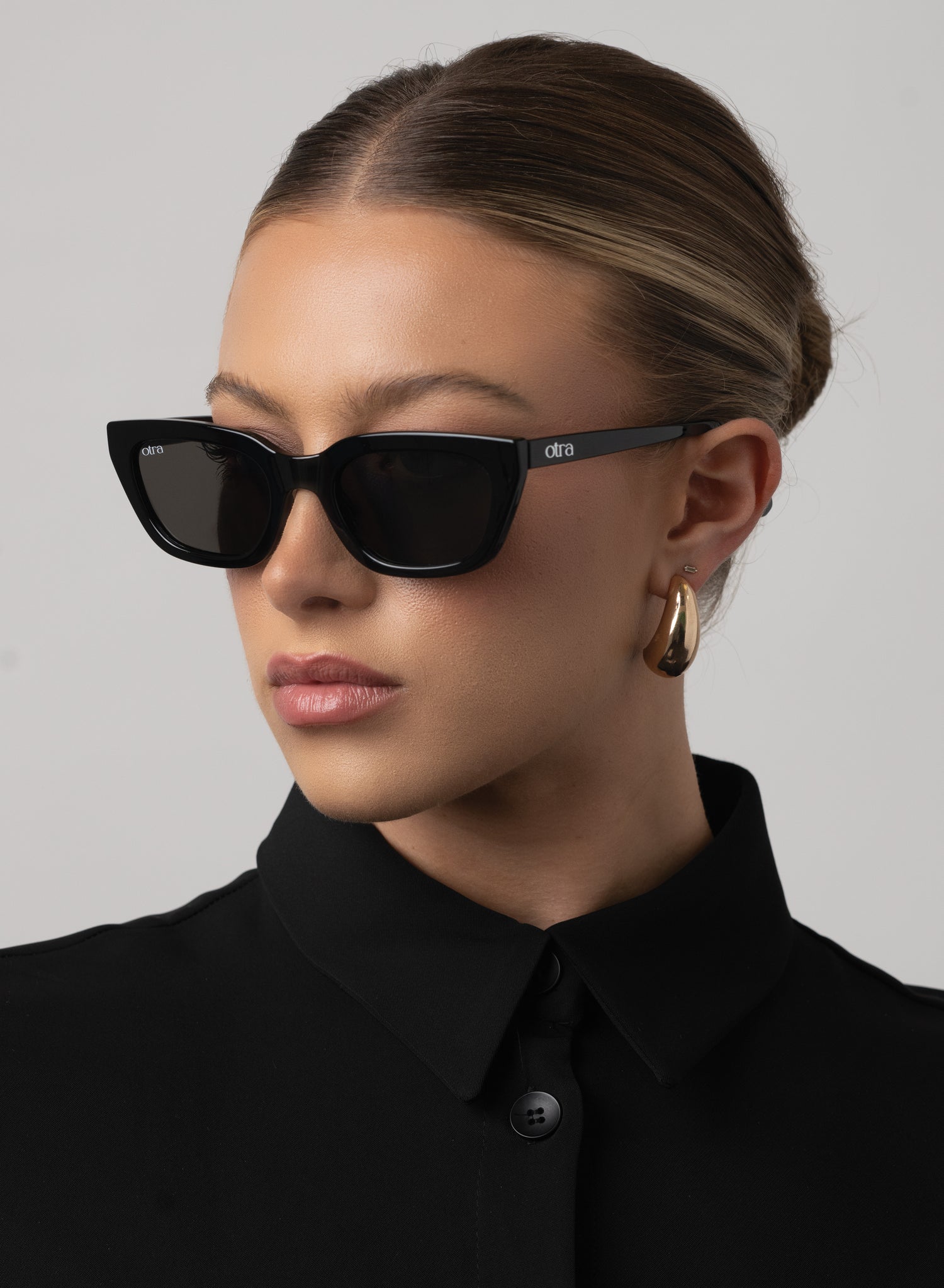 Nove - black / black
