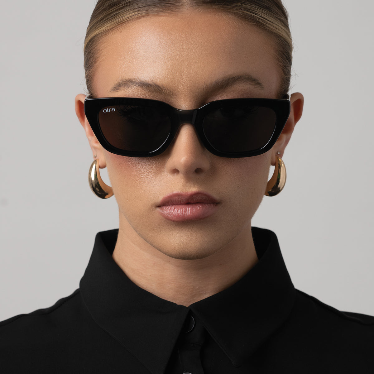 Nove - black / black