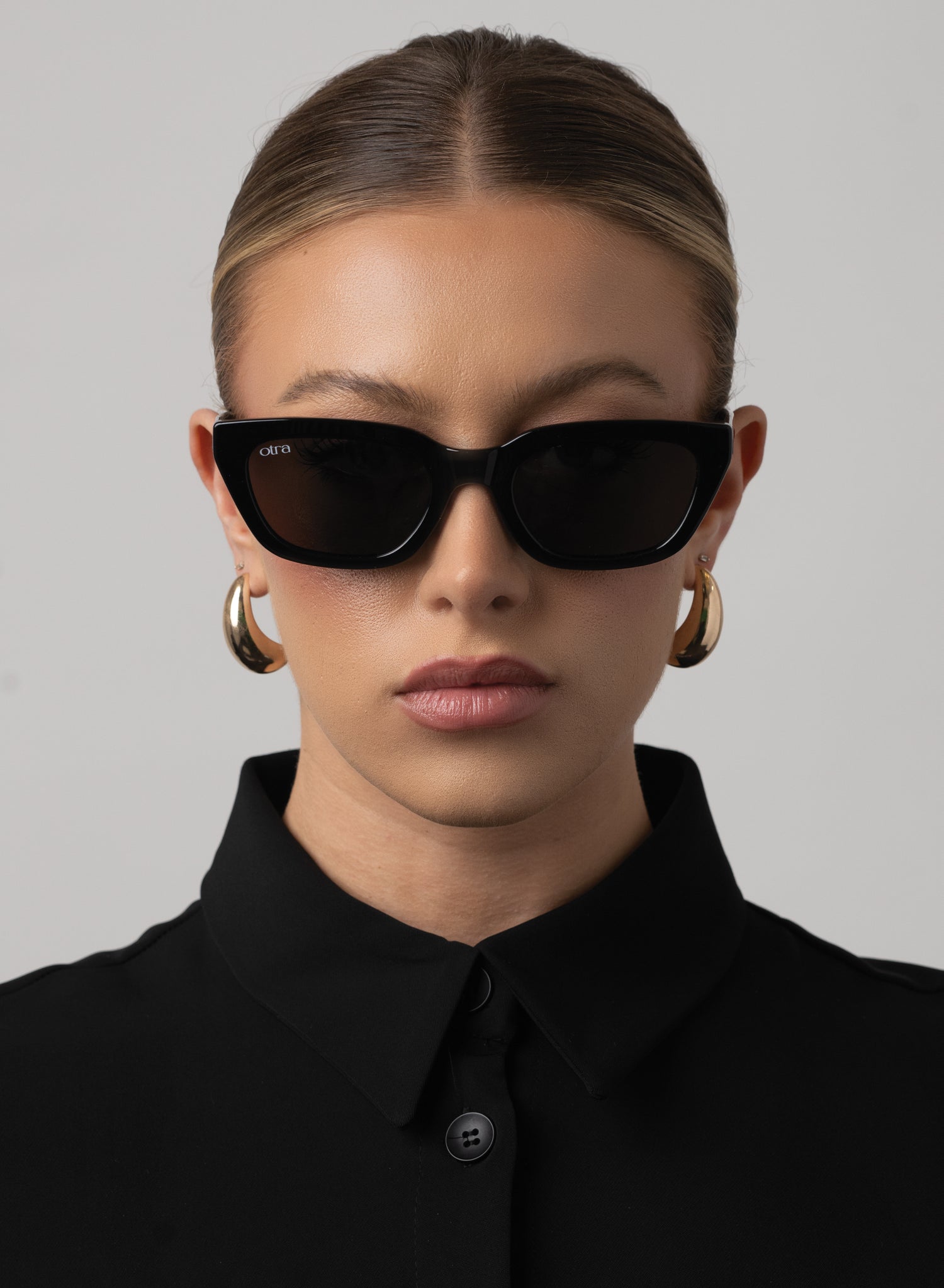 Nove - black / black